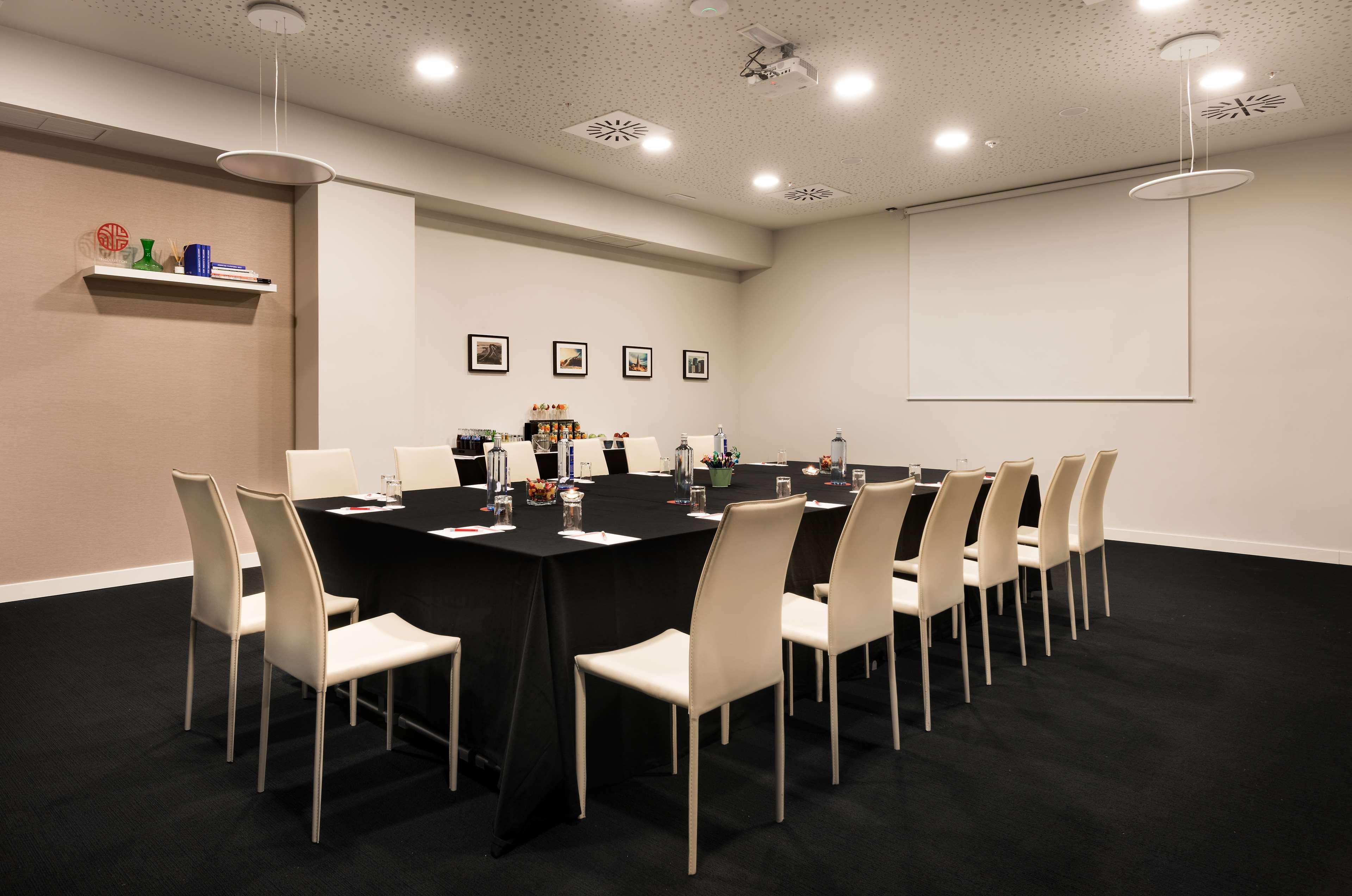 Nh Collection Madrid Suecia Otel Dış mekan fotoğraf Meeting room at the hotel