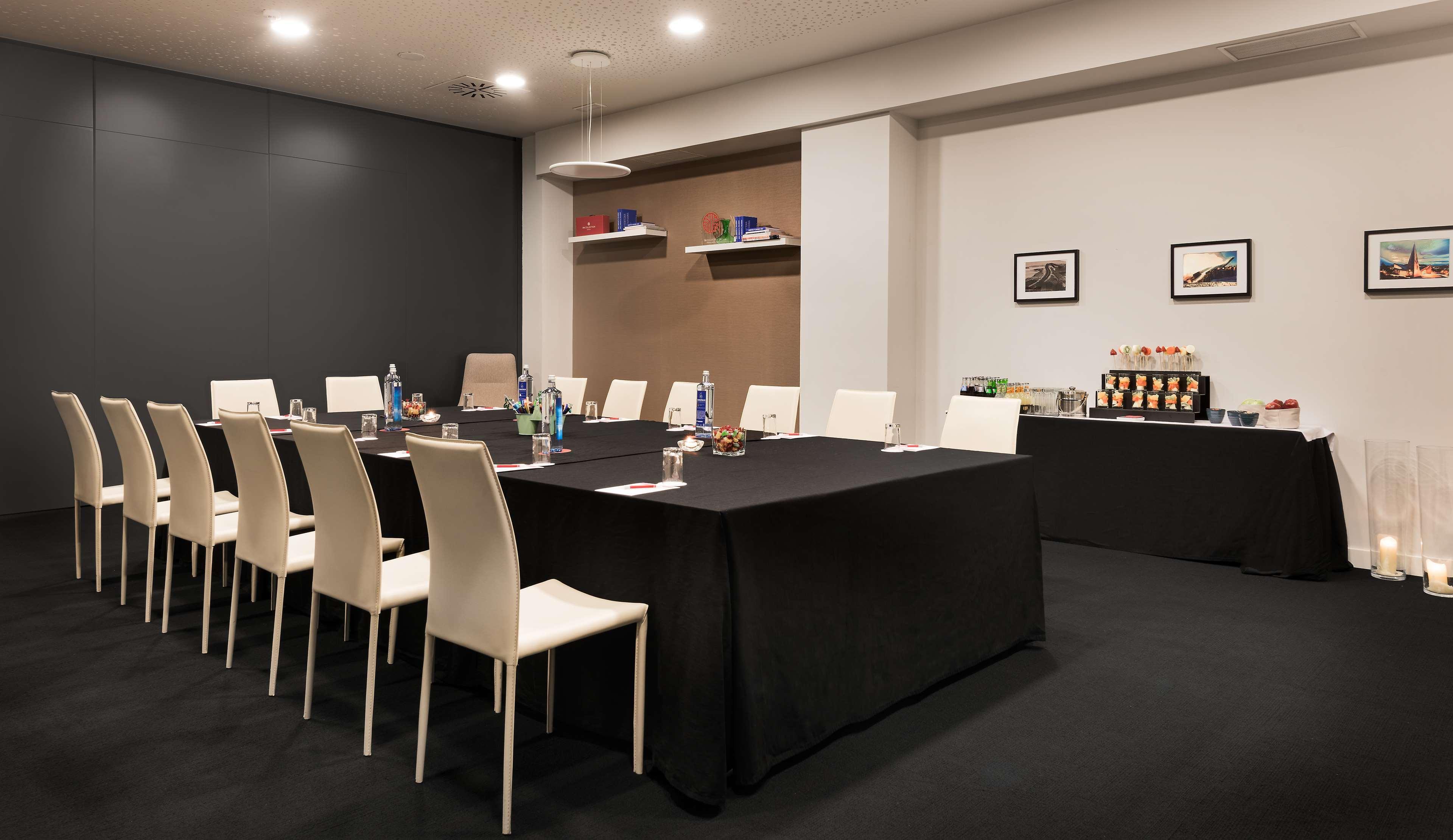 Nh Collection Madrid Suecia Otel Dış mekan fotoğraf Meeting room at the hotel