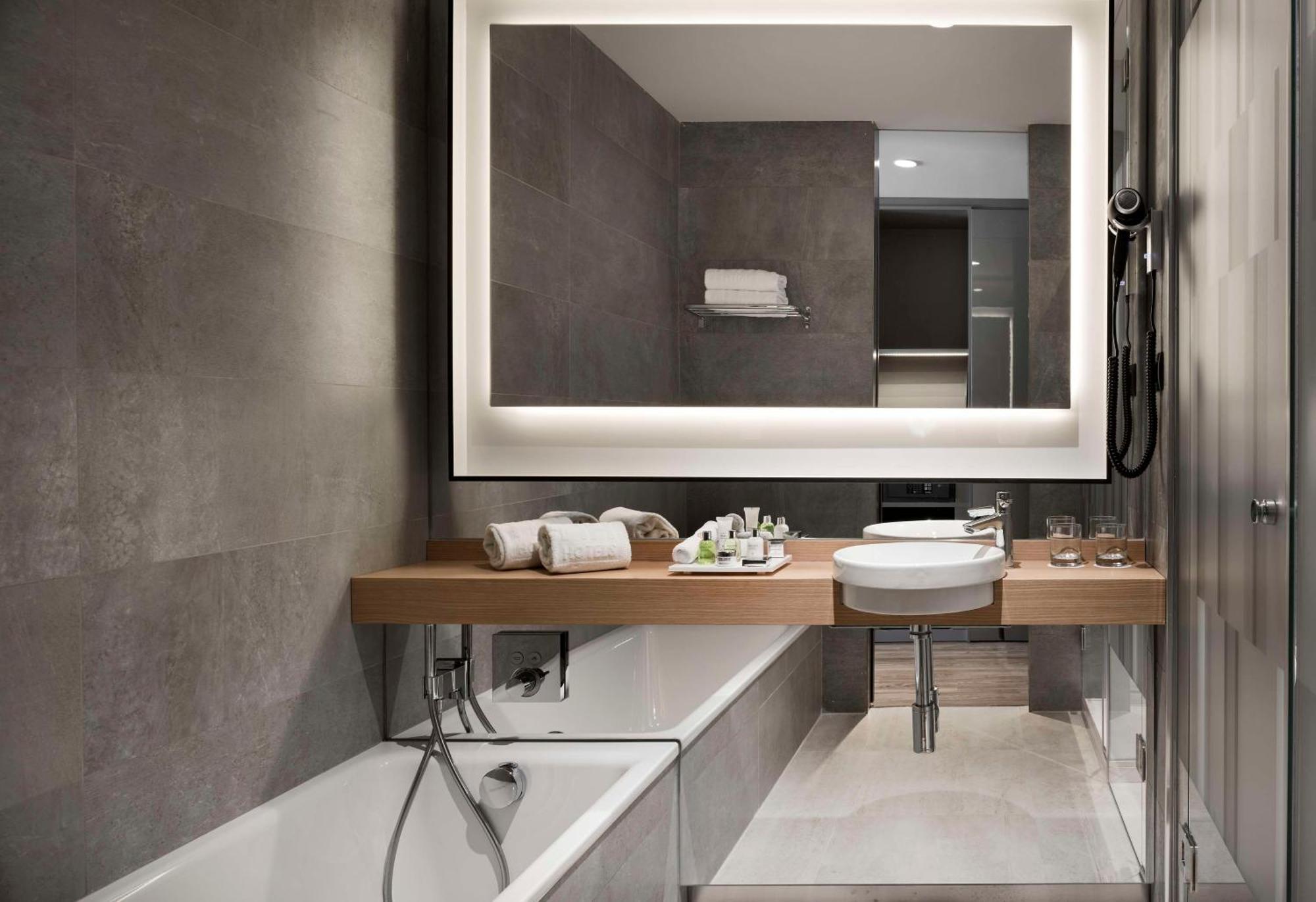 Nh Collection Madrid Suecia Otel Dış mekan fotoğraf Bathroom